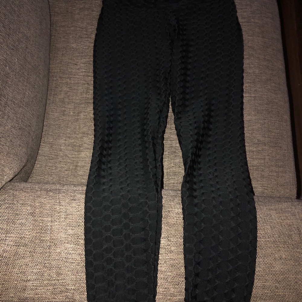 Ovahia leggings
